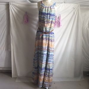 Ann Taylor Belted Dress in size 6 NWT!